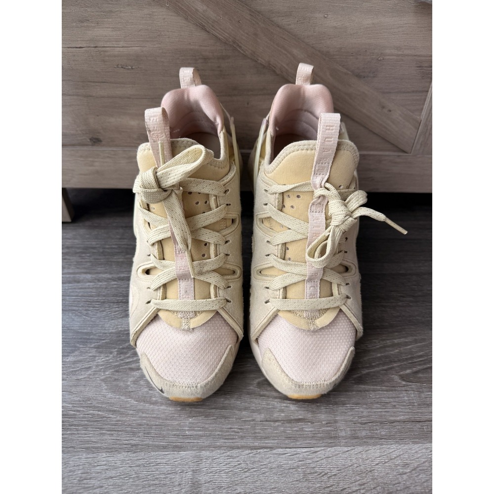 Nike Womens Air Huarache Craft Sneakers Sanddrift‎ Colorway Size 8